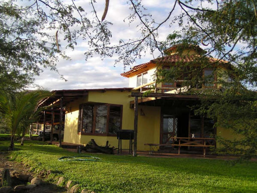 Vista Del Mar Casa Y * Máncora